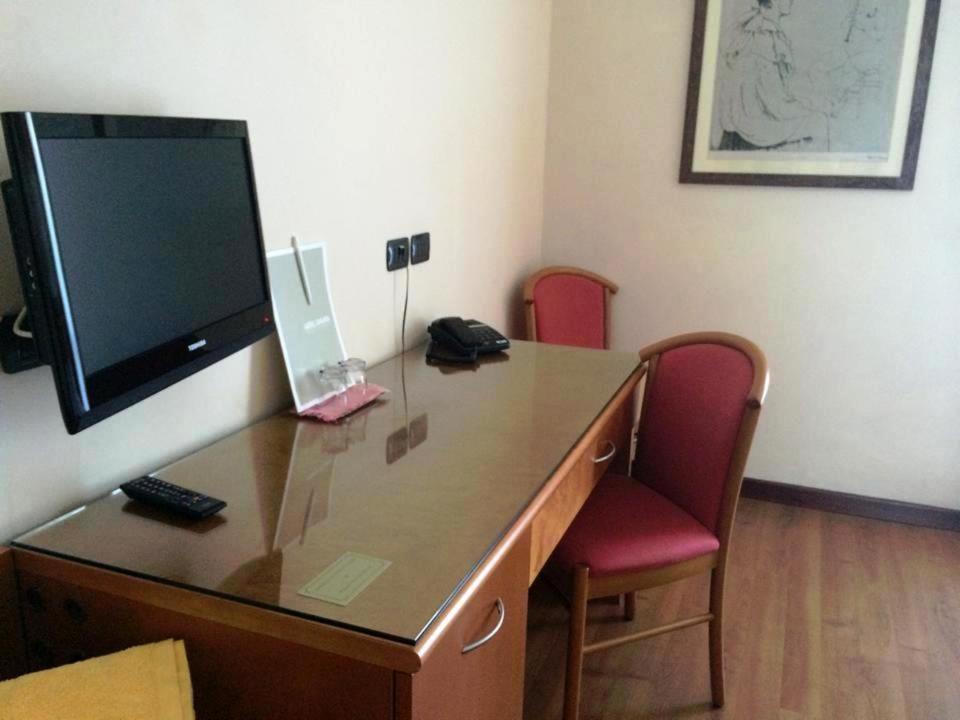 Parc Hotel Casa Mia Lazise Oda fotoğraf